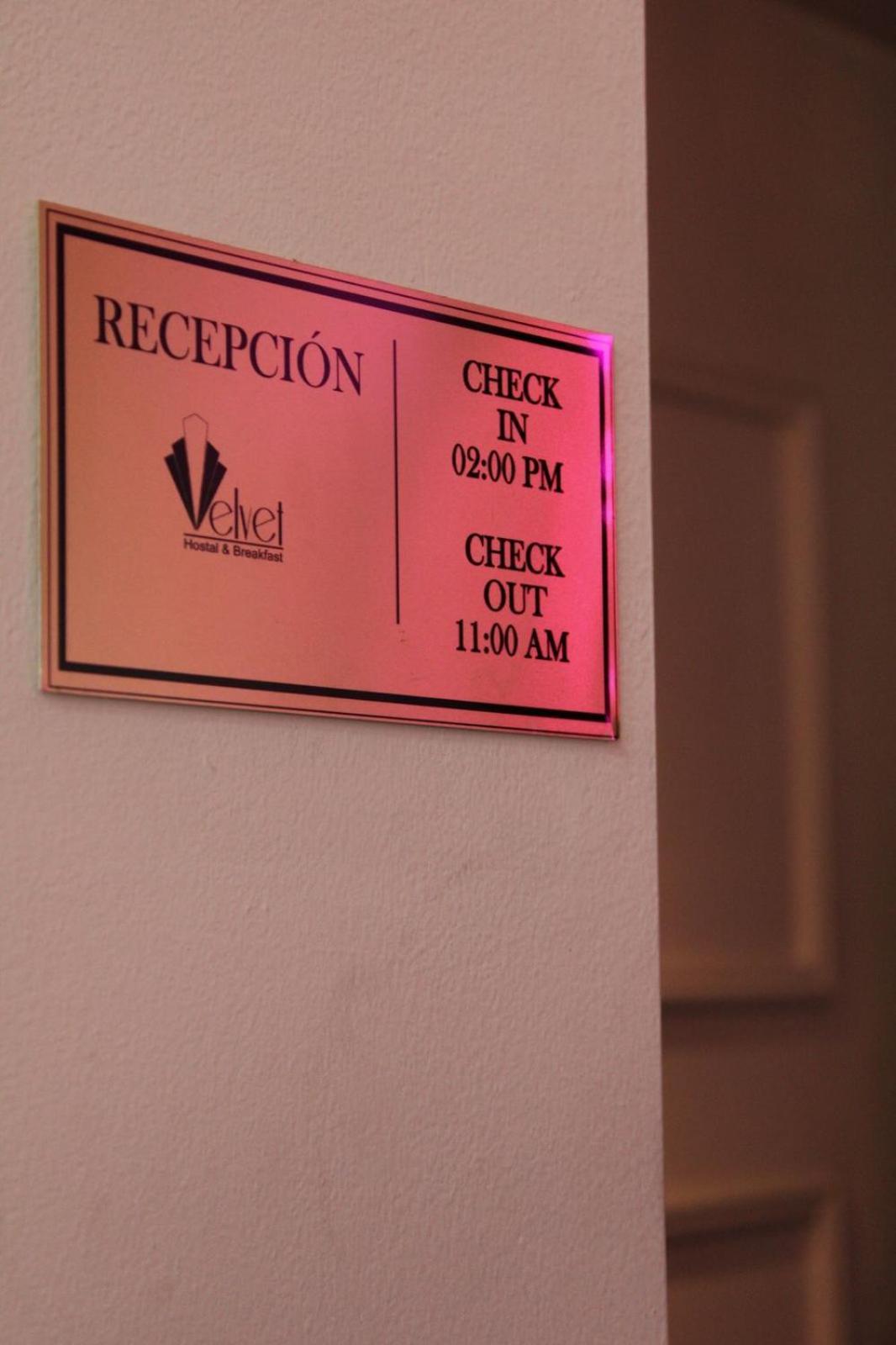 Velvet Hostal La Novena Santa Ana Exterior photo